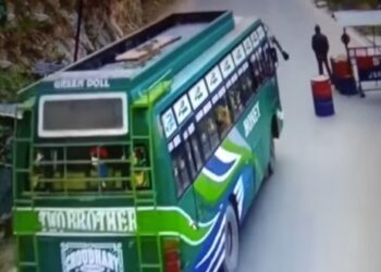 জম্মু ও কাশ্মীরের ডোডায় ২০০ ফুট খাদে বাস উলটে মৃত ৩৬, আহত ১৮