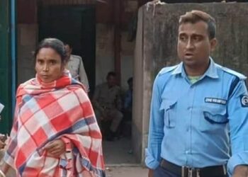 মঙ্গলকোটে পরকীয়ার জেরে এক ব্যক্তিকে খুনের অভিযোগে গ্রেফতার বধূ