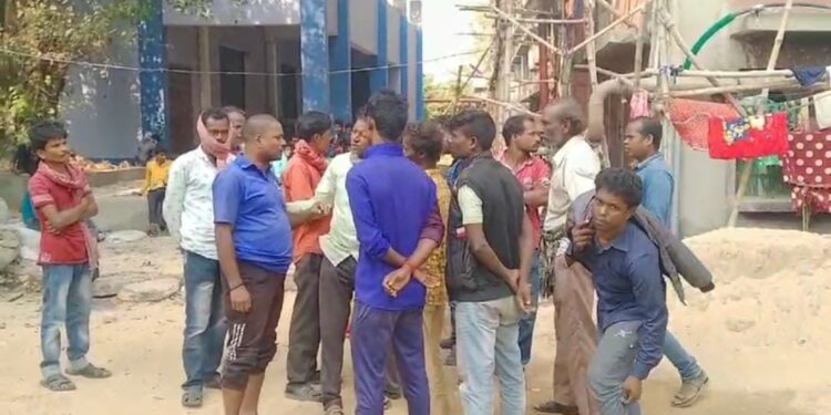 জাতীয় সড়কে ভয়াবহ পথ দুর্ঘটনার বলি ৪