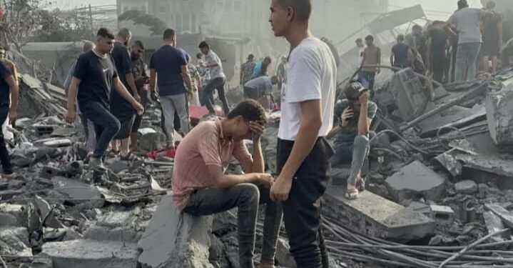 গাজার জাবালিয়া শরণার্থী শিবিরে ইসরায়েলি বিমান হামলায় শতাধিক হাতাহত