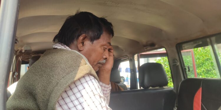 রড দিয়ে ভাইঝির মাথা ফাটিয়ে গ্রেফতার কাকা