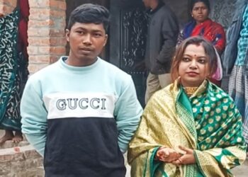 বাংলাদেশের প্রেমিকের বাড়িতে জায়গা করে নিলেন বর্ধমানের কালনার ‘নাছোড়’ তরুনী