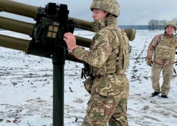 মার্কিন সাহায্য বন্ধ হলে আমরা যুদ্ধে পরাজিত হব : ইউক্রেন