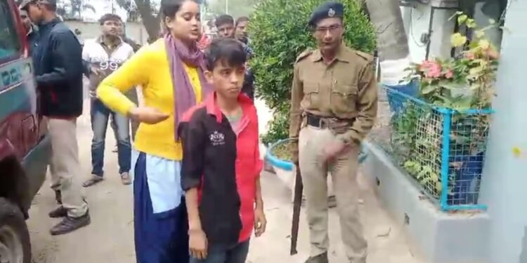 পুরুষ সেজে ভাতারের নাবালিকাকে ফুসলিয়ে নিয়ে যাওয়ার অভিযোগ, গ্রেফতার বীরভূমের তরুনী