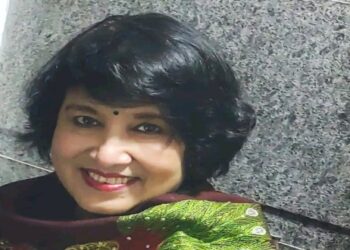 আল্লাহ চলচ্চিত্র-গান-নাচ অপছন্দ করেন বলেই কি ছবি মুক্তির আগে মুসলিম অভিনেতারা মসজিদ যান না ? প্রশ্ন তুললেন তসলিমা নাসরিন