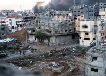 ইসরায়েলি হামলায় গাজায় ২৪ ঘণ্টায় অন্তত ২৪১ জনের মৃত্যু : দাবি হামাস পরিচালিত স্বাস্থ্য মন্ত্রণালয়ের