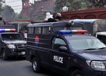 পাকিস্তানে পুলিশ ঘাঁটিতে গাড়ি বোমা হামলায় মৃত ২৪, আহত অন্তত ২০