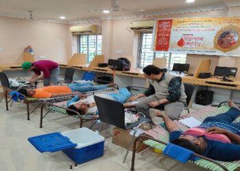 সমাজসেবীর স্মৃতির উদ্দেশ্যে আয়োজিত হল রক্তদান শিবির