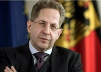 ব্যাপক অভিবাসনের কারণে ইউরোপ ২২০০ সালে মুসলিম বহুল হবে : রিপোর্ট, সতর্ক করলেন জার্মানির প্রাক্তন গুপ্তচর প্রধান