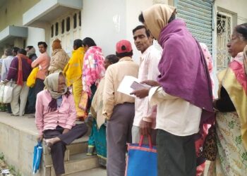 রান্নার গ্যাসের জন্য বায়োমেট্রিক লিঙ্ক, মানুষের ভোগান্তির আশঙ্কা