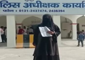 দেহব্যবসায় বাধ্য করত স্বামী, অন্তঃসত্ত্বা অবস্থায় ধর্ষণ করত ভাসুর ও দেবর, হিন্দুধর্ম গ্রহণের হুঁশিয়ারি দিলেন ইউপির নির্যাতিতা বধূ