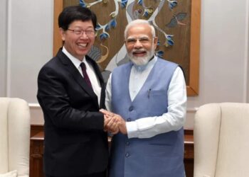 নরেন্দ্র মোদীর মাস্টারস্ট্রোক, ফক্সকনের সিইও তথা তাইওয়ানের প্রযুক্তি জায়ান্ট সিইও ইয়াংকে দেওয়া হল পদ্মভূষণ পুরস্কার