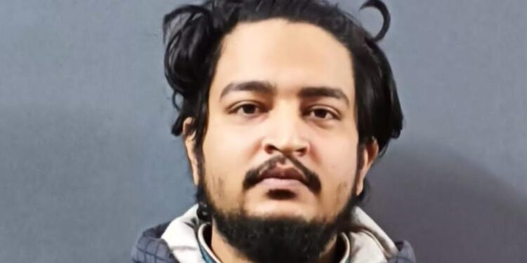 কুখ্যাত সন্ত্রাসবাদী সংগঠন ইসলামি স্টেটের সঙ্গে যোগ, গ্রেফতার আলিগড় মুসলিম বিশ্ববিদ্যালয়ের দুই পড়ুয়া