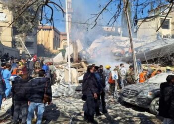 সিরিয়ার রাজধানী দামেস্কে ইসরায়েলের বিমান হামলায় ইরানের বিপ্লবী গার্ড কর্পসের ৪ সদস্য নিহত