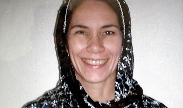 মার্কিন শিক্ষিকাকে হত্যার ১৫ বছর পর তার কঙ্কাল পরিবারের কাছে হস্তান্তর করল সন্ত্রাসী তালিবান