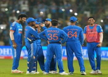 নাটকীয়ভাবে আফগানিস্তানের বিরুদ্ধে তৃতীয় টি-টোয়েন্টি ম্যাচ জিতল ভারত