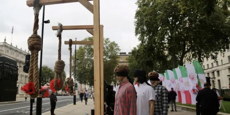 চার কুর্দি রাজনৈতিক বন্দীর মৃত্যুদণ্ড কার্যকর করতে চলেছে ইরান