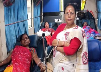 গুসকরায় স্বেচ্ছায় রক্তদান শিবির