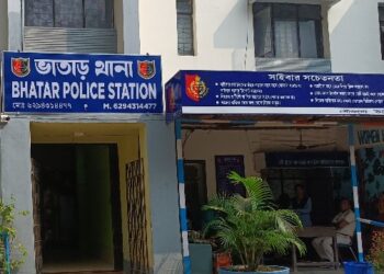 ডাকাতির উদ্দেশ্যে জড়ো হওয়া ৫ জনকে গ্রেপ্তার করল ভাতার থানার পুলিশ