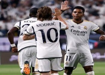 অ্যাটলেটিকো মাদ্রিদকে ৫-৩ গোলে হারিয়ে স্প্যানিশ সুপার কাপের ফাইনালে রিয়াল মাদ্রিদ