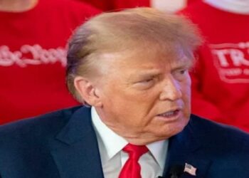 জিহাদিদের দেশে প্রবেশ করতে করতে দেব না, হামাস-প্রেমী ছাত্রদের ভিসা প্রত্যাহার করব : ডোনাল্ড ট্রাম্প