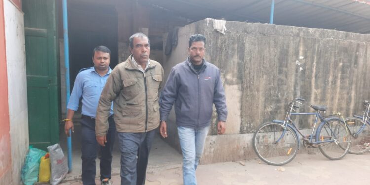 টাওয়ার বসানোর জন্য ১ লক্ষ চাঁদা না দেওয়ায় বোমাবাজি, কেতুগ্রামে গ্রেফতার ২