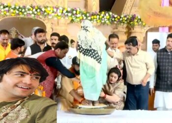 ধীরেন্দ্র শাস্ত্রীর হাত ধরে হিন্দু ধর্মে ফিরে এলেন ছত্রিশগড়ের ১,০০০ মুসলিম ও খ্রিস্টান