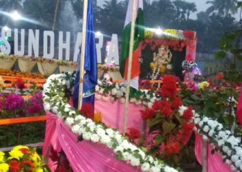 অযোধ্যায় রাম মন্দিরের উদ্বোধন নিয়ে উন্মাদনার মাঝেই সিদ্ধাদাতাকে আঁকড়ে ধরছে বর্ধমানবাসী