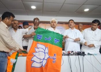 বিজেপিতে মেগা যোগদান, কৌস্তুভ বাগজীসহ তিন কংগ্রেস নেতা ও এক চিকিৎসক গেরুয়া শিবিরের নাম লেখালেন