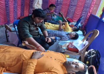 সরস্বতী পূজো উপলক্ষে হুগলিতে রক্তদান শিবির