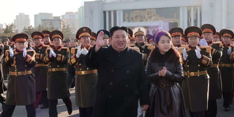 আমাদের উপর শক্তি প্রয়োগ করা হলে শত্রুদের ধ্বংস করে দেব : কিম জং উন