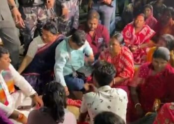 টিভি চ্যানেলের সাংবাদিকের মত সুকান্ত মজুমদারকেও টেনে হেঁচড়ে নিয়ে গেল পুলিশ, পশ্চিমবঙ্গে পুলিশ রাজ চলছে : শুভেন্দু অধিকারী