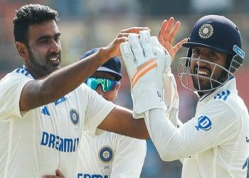 ইংল্যান্ডের বিপক্ষে তৃতীয় টেস্টে ৫০০ উইকেটের রেকর্ড স্পর্শ করলেন রবিচন্দ্রন অশ্বিন