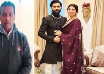 পুত্রবধূ রিভাবা ছেলেকে দূরে সরিয়ে দিয়েছে বলে অভিযোগ করলেন ক্রিকেটার রবীন্দ্র জাদেজার বাবা