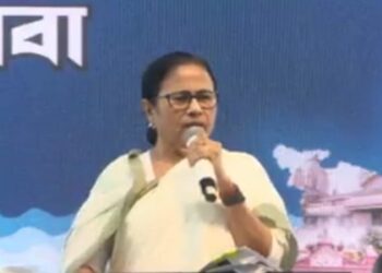 উত্তম-শিবু গ্রেফতারির পরেও সন্দেশখালির কান্ডকে ‘বিরোধীদের ষড়যন্ত্র’ বলে মন্তব্য করলেন মমতা ব্যানার্জি