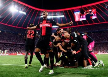 বায়ার্ন মিউনিখ ফুটবল দলকে পরাজিত করেছে বায়ার্ন লিভারকুসেন