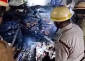 হাওড়ায় দরমার ঘরে আগুন লেগে জীবন্ত দগ্ধ মা-মেয়ে-জামাই, মৃত ২, আশঙ্কাজনক এক