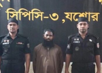 মহিলা মাদ্রাসার ১২ বছরের ছাত্রীকে ধর্ষণের অভিযোগে গ্রেফতার মুহতামিম শাহাদৎ হোসেন