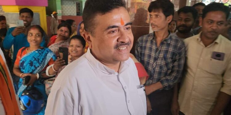 বাজার থেকে বেশি পরিমাণ ঋণ নিয়ে রাজ্যকে ঋণের পাঁকে আস্তে আস্তে ডুবিয়ে দেওয়া হচ্ছে : শুভেন্দু অধিকারী