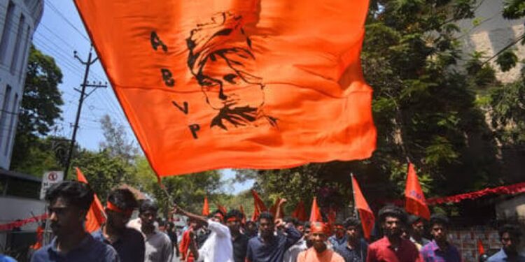 জে এন ইউ ছাত্র ইউনিয়ন নির্বাচনে বামপন্থীদের পিছনে ফেলে দিয়েছে এবিভিপি