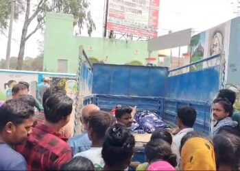 দম্পতির আত্মহত্যাকে কেন্দ্র করে চাঞ্চল্য উখড়ায়