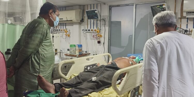 অভিষেক ব্যানার্জির সভা থেকে ফেরার পথে দূর্ঘটনার কবলে বাস, আহত বেশ কয়েকজন,গুরুতর এক তৃণমূল কর্মী