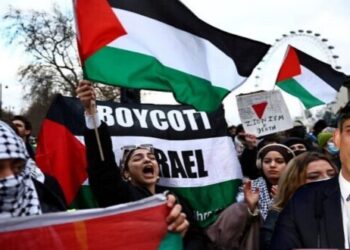 চরমপন্থীরা ইচ্ছাকৃতভাবে যুক্তরাজ্যের গণতন্ত্রকে দুর্বল করছে : ঋষি সুনাক