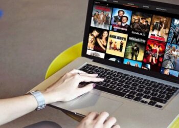 অশ্লীলতা ছড়ানোয় একাধিক ওটিটি প্ল্যাটফর্ম, ওয়েবসাইট এবং অ্যাপ নিষিদ্ধ করল কেন্দ্রীয় তথ্য ও সম্প্রচার মন্ত্রক