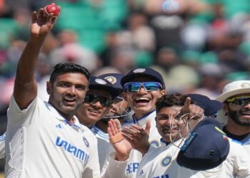 আইসিসি র‍্যাঙ্কিংয়ের তিনটি ফরম্যাটেই এক নম্বরে টিম ইন্ডিয়া