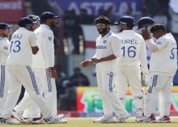 ইংল্যান্ডকে ৪-১ ব্যবধানে হারিয়ে টেস্ট সিরিজ জিতেছে ভারত