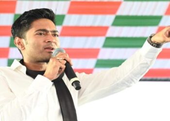 “সিএএ জুমলার ফাঁদে পা দেবেন না” : আহ্বান অভিষেকের