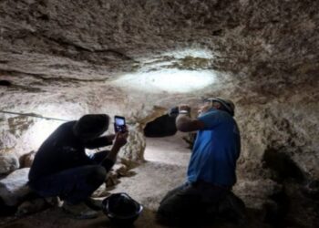 ইসরায়েলের মাটির নিচে হদিশ মিললো রোমান সাম্রাজ্য কালের সুড়ঙ্গ