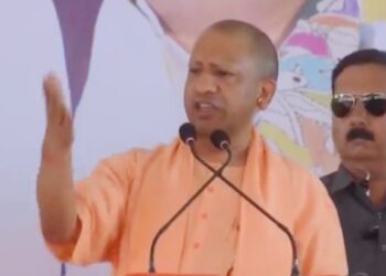 ‘বাংলাকে হিন্দুবিহীন করার ষড়যন্ত্র হচ্ছে’ : চাঞ্চল্যকর অভিযোগ ইউপির মুখ্যমন্ত্রী যোগী আদিত্যনাথের