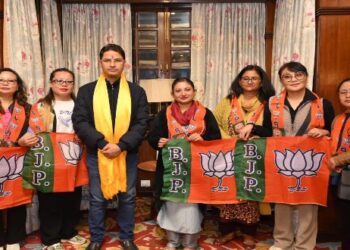 বিজেপিতে যোগদান করলেন দার্জিলিং পুরসভার ৬ কাউন্সিলর : জানালেন রাজু বিস্ত